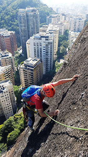 Climbing in Rio, Cantagalo Hill